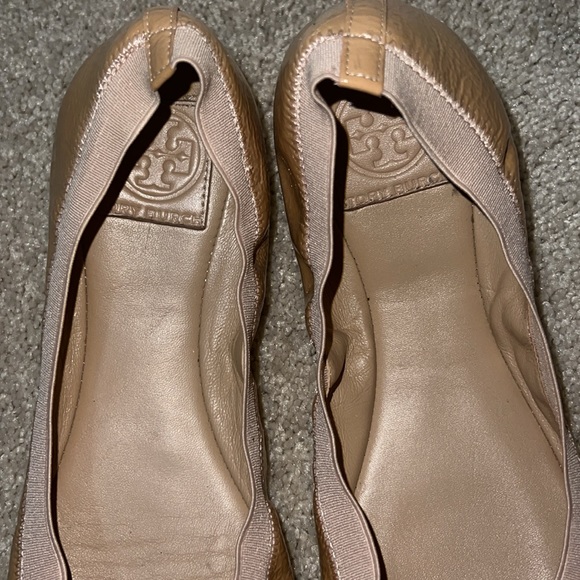 Tory Burch Caroline 2 Patent Leather Flats - Picture 7 of 8